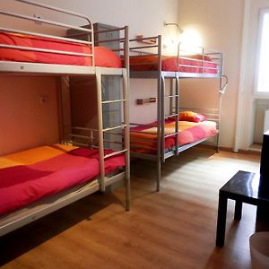 Habitación para Mujeres Compartida